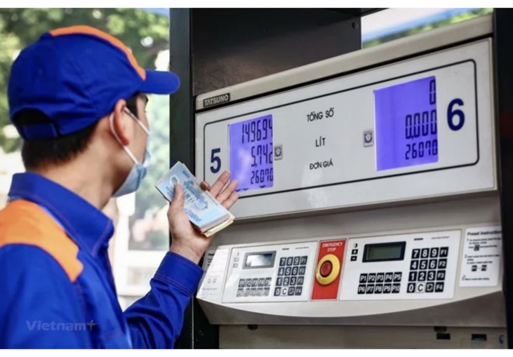 Giá xăng dầu hôm nay 21/12: Giá xăng chiều nay giảm tiếp, có thể về dưới 20.000 đồng/lít