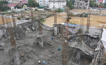 Nghệ An: Công trình trung tâm thương mại sập sàn bê tông đang thi công