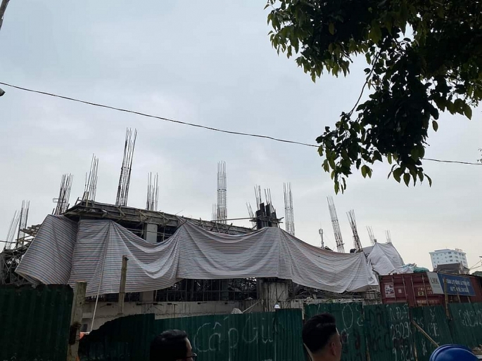 Nghệ An: Công trình trung tâm thương mại sập sàn bê tông đang thi công