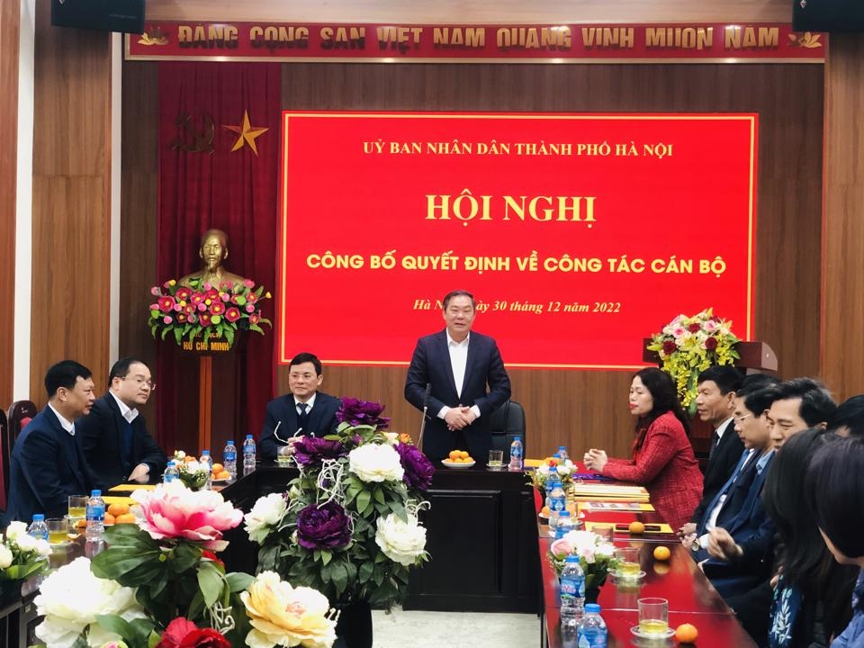 Phó Chủ tịch Thường trực UBND TP Lê Hồng Sơn phát biểu tại buổi lễ