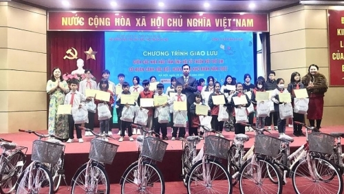 Hà Nội chăm lo Tết cho các đối tượng chính sách