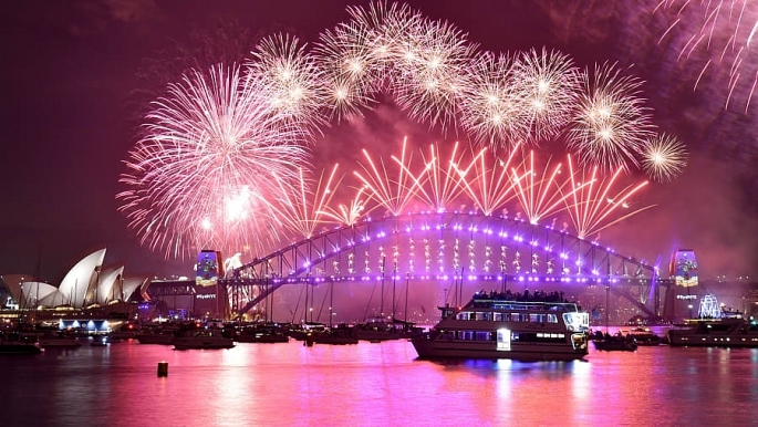  Sydney là thành phố lớn đầu tiên trên thế giới đón thời khắc giao thừa hàng năm.