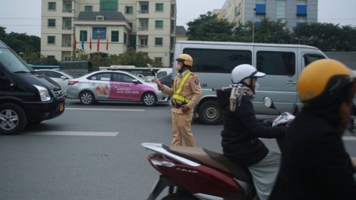 Xử phạt hơn 37,5 tỷ đồng vi phạm giao thông trong 3 ngày nghỉ Tết Dương lịch