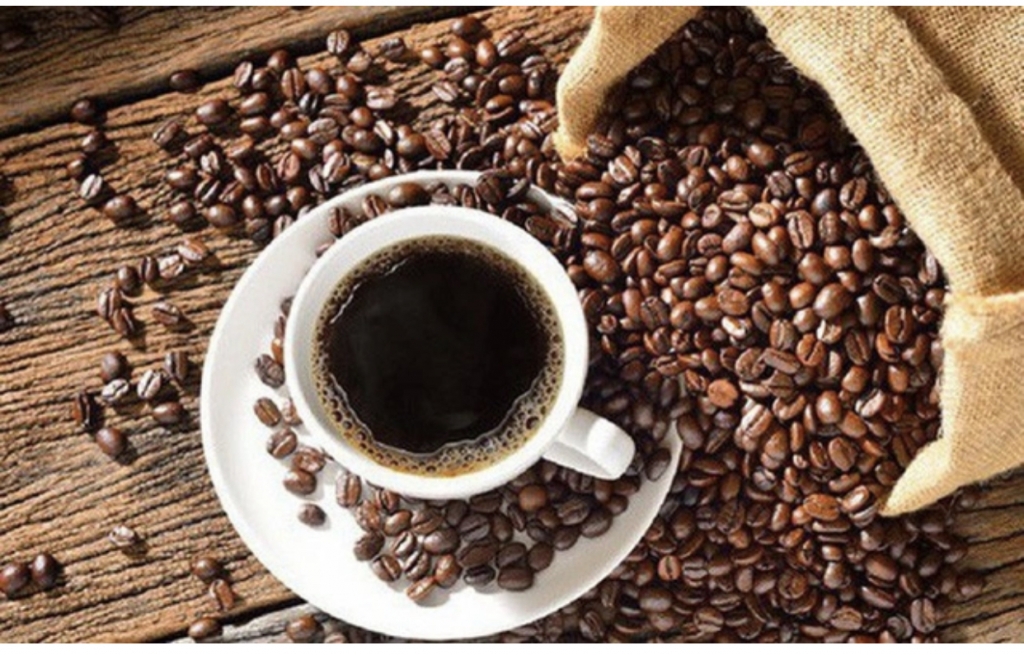 Giá cà phê hôm nay 3/1: Trong nước ổn định, đang được thu mua từ 38.600 - 39.300 đồng/kg