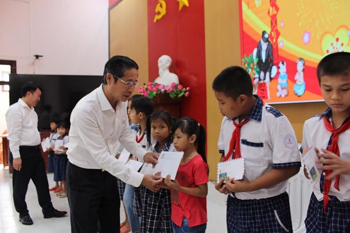 “Tết nghĩa tình” đem xuân ấm áp đến người dân khó khăn tại Kiên Giang