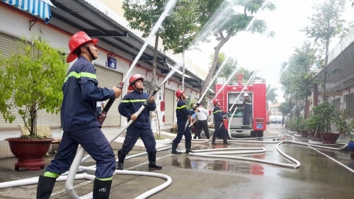 Hà Nội tổ chức phương án chữa cháy, cứu nạn cứu hộ huy động nhiều lực lượng, phương tiện tham gia