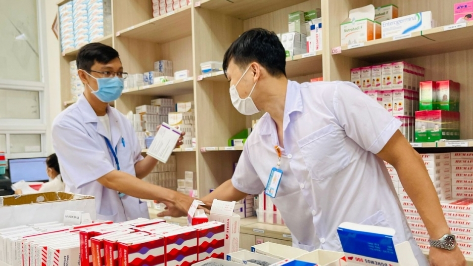 Hà Nội: Bảo đảm đủ thuốc, trang thiết bị đáp ứng kịp thời công tác phòng chống dịch