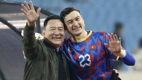 Thủ thành Văn Lâm tự phá kỷ lục của mình tại AFF Cup