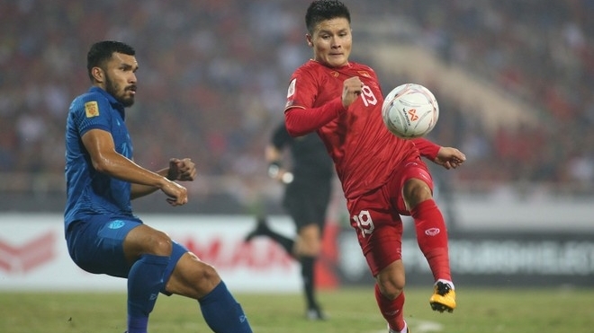 Hòa Thái Lan 2-2 trên sân nhà, đội tuyển Việt Nam rơi vào thế khó