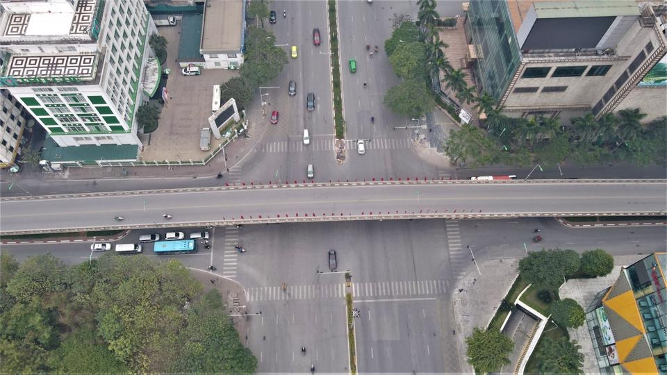 Hà Nội: Đường phố vắng vẻ ngày đầu nghỉ Tết Nguyên đán 2023