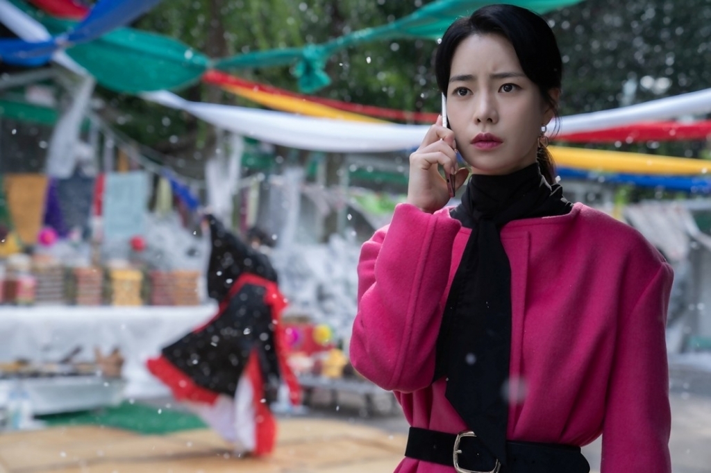 Sau "Vinh quang trong thù hận", Song Hye Kyo trở thành nghệ sĩ có giá trị thương mại cao nhất