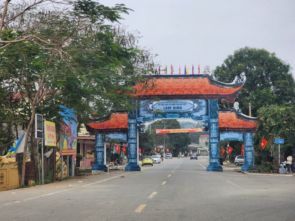 Khu Di tích lịch sử Quốc gia đặc biệt Lam Kinh đón hàng vạn du khách dịp đầu năm