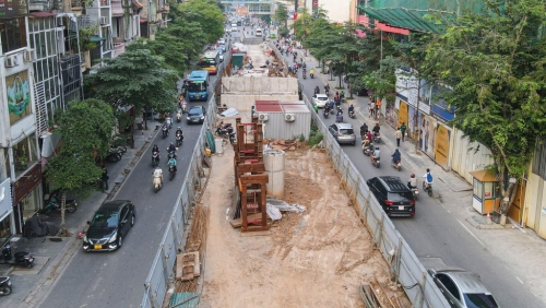 Hà Nội phân luồng phục vụ thi công cầu vượt chữ C tại nút giao Chùa Bộc - Phạm Ngọc Thạch