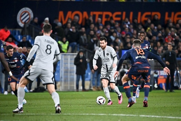 Messi tỏa sáng, PSG vững vàng ở ngôi đầu Ligue 1