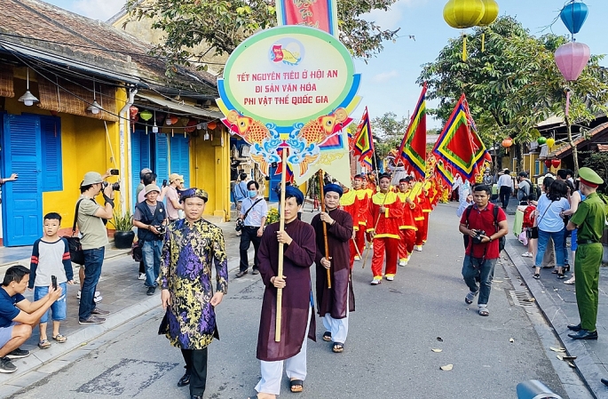 Lễ hội truyền thống, Tập quán xã hội và tín ngưỡng Tết Nguyên tiêu ở Hội An, thành phố Hội An, tỉnh Quảng Nam.