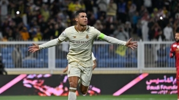 Ronaldo tiếp tục lập hat-trick trong màu áo của Al Nassr