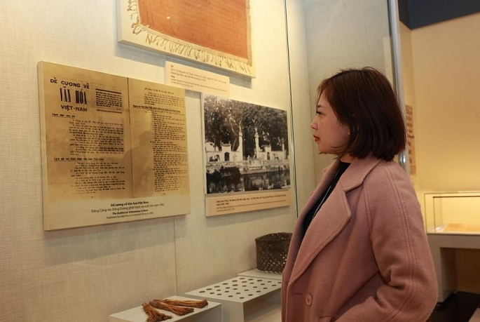 “Đề cương về Văn hóa Việt Nam” năm 1943 trưng bày tại Bảo tàng Lịch sử Quốc gia. 