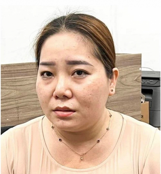 Võ Thị Bích Tuyền SN 1991, ngụ thị xã Long Mỹ, Hậu Giang, là người cầm đầu nhóm nữ chuyên tổ chức đòi nợ thuê qua app.
