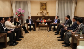Phó Thủ tướng Trần Hồng Hà tiếp Bộ trưởng Bộ Năng lượng Philippines