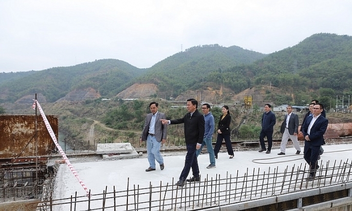 Bí thư Tỉnh ủy Thanh Hoá đã đi kiểm tra thực tế tại dự án thủy điện Hồi Xuân, huyện Quan Hóa