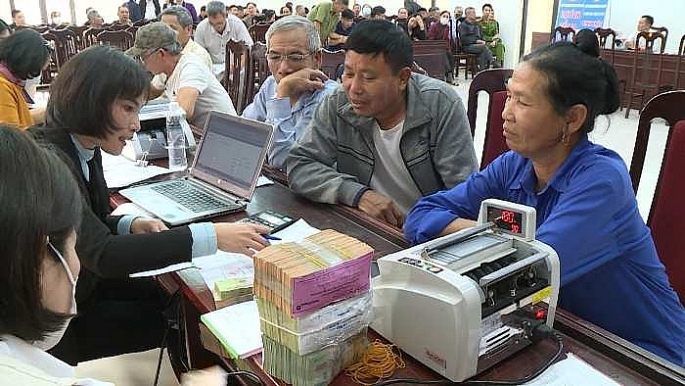 Chi trả hỗ trợ GPMB dự án đường Vành đai 4 cho người dân phường Phú Lãm