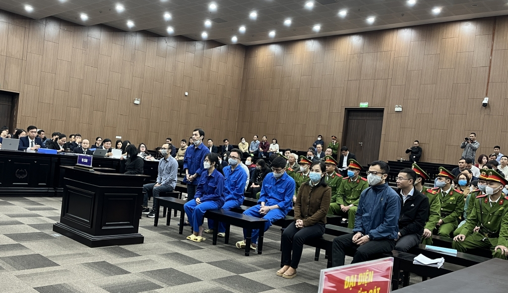 Hôm nay xét xử Nguyễn Thị Hà Thành cấu kết với nhân viên ngân hàng lừa đảo 433 tỷ đồng