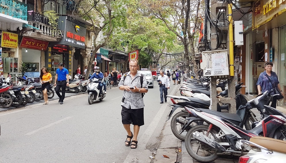 Hà Nội: Công khai địa phương để xảy ra nhiều vi phạm về trật tự hè phố, lòng đường