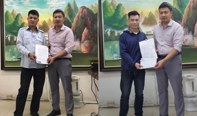 “Thưởng nóng” cho tài xế và phụ xe lấy lại điện thoại cho nữ sinh viên từ kẻ móc túi