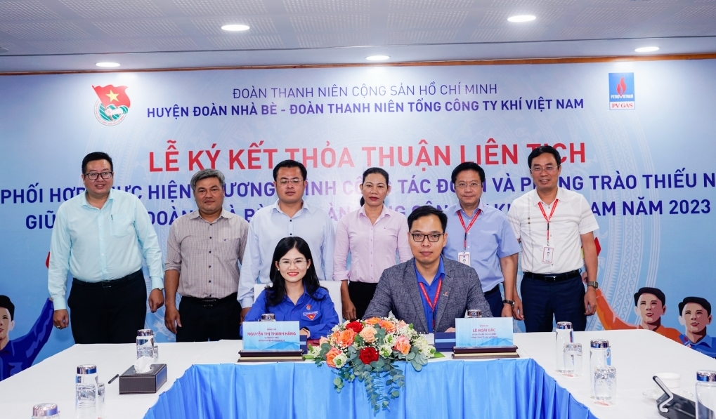 Lễ ký kết thỏa thuận liên tịch giữa Đoàn Thanh niên Tổng Công ty Khí Việt Nam và Huyện Đoàn Nhà Bè