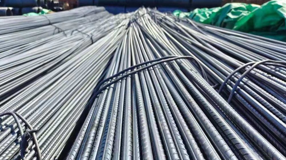 Giá thép hôm nay 22/3: Tiếp tục giảm sâu trên sàn giao dịch