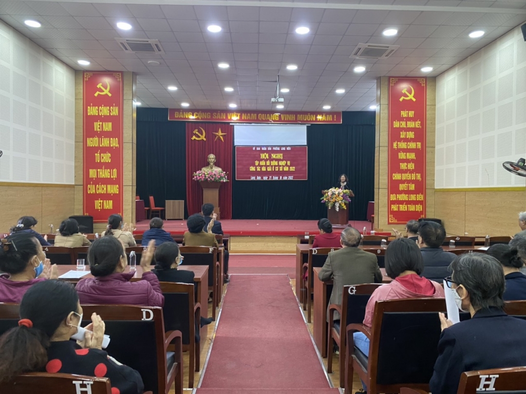 Quận Long Biên: Tôn vinh những điển hình xuất sắc trong công tác hòa giải ở cơ sở