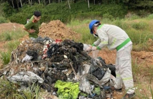 Bình Dương: Bắt tạm giam nghi phạm chôn lấp hơn 600 tấn chất thải ra môi trường