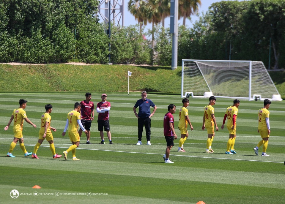 Các cầu thủ trở lại sân tập để chuẩn bị cho trận đấu gặp U23 UAE.