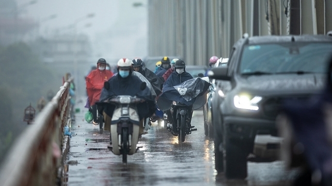 Thời tiết ngày 27/3: Bắc Bộ có mưa rào, trời rét, Nam Bộ nắng nóng