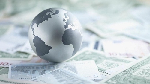 Những rủi ro liên quan tới tình hình tài chính toàn cầu