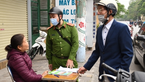 Hải Phòng: Bắt quả tang đối tượng bán lô đề tại quận Lê Chân