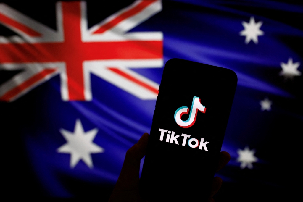 Thêm một quốc gia cấm TikTok trên các thiết bị của chính phủ