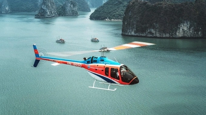 Tour trực thăng ngắm cảnh Hạ Long được bảo hiểm lên đến 30 triệu USD/vụ