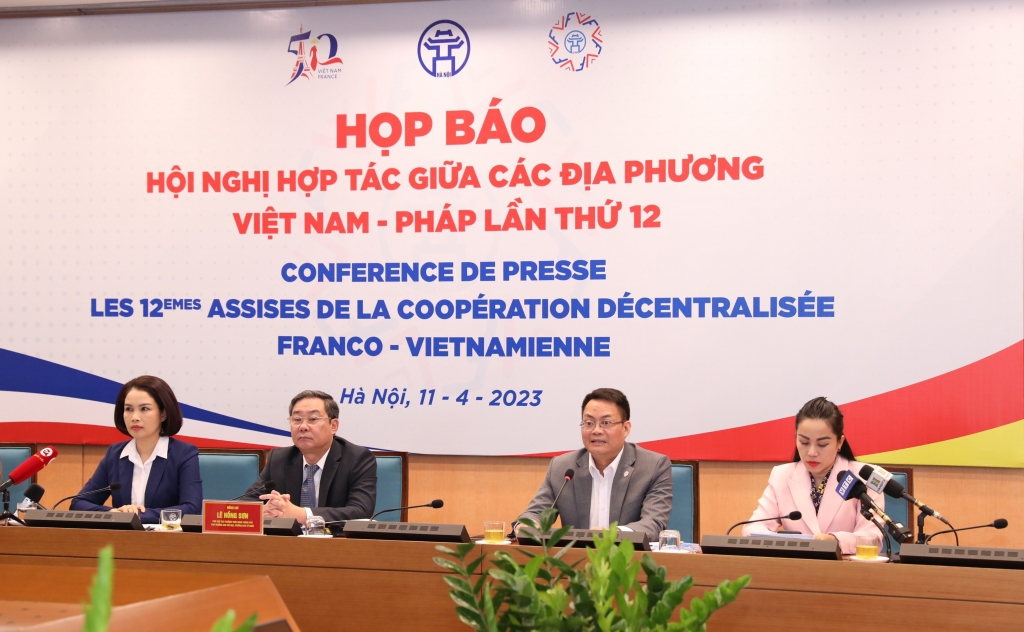 Hơn 800 đại biểu tham dự Hội nghị hợp tác giữa các địa phương Việt Nam - Pháp lần thứ 12