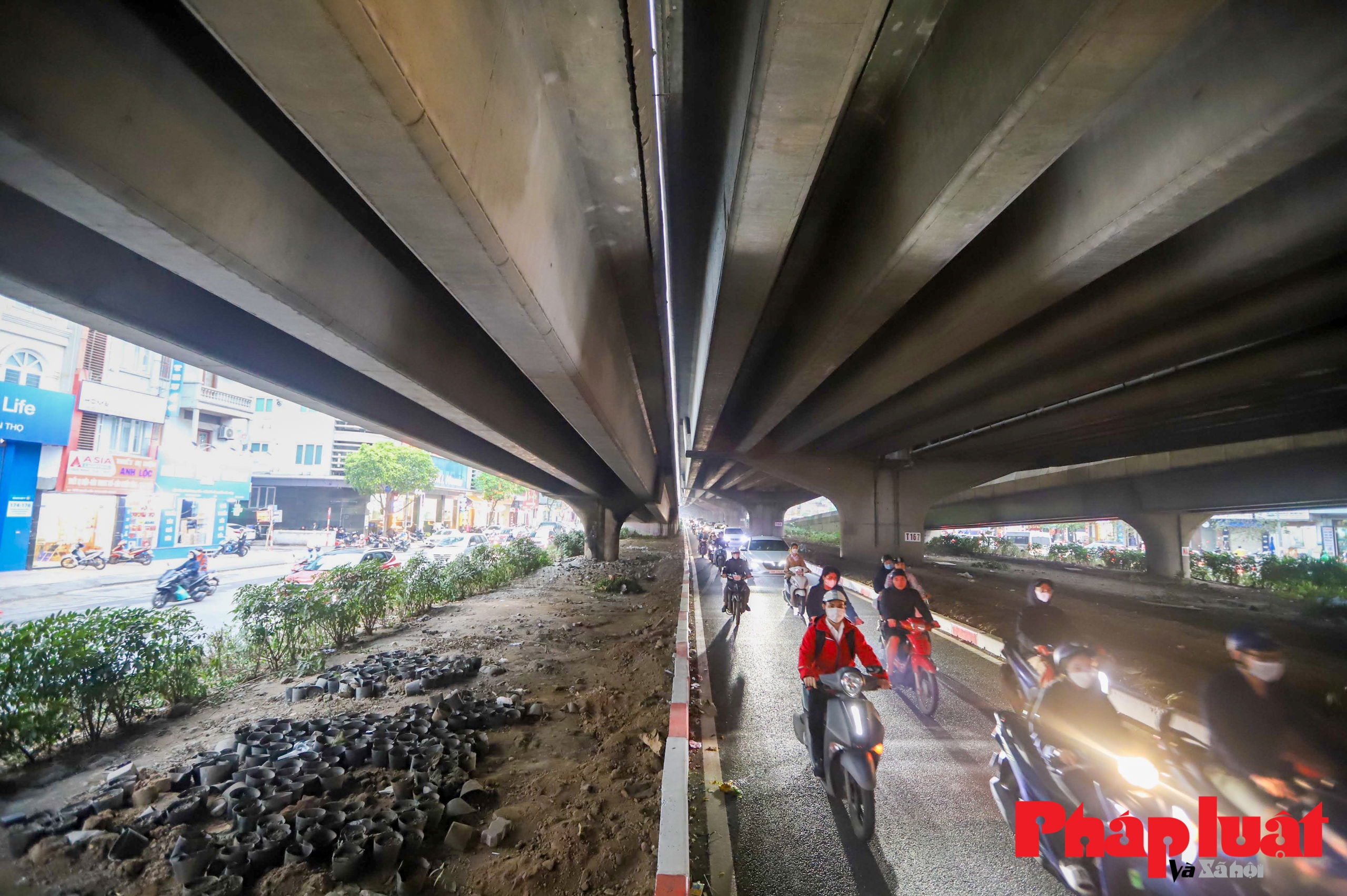 Hà Nội: Cận cảnh làn mở rộng đường Nguyễn Xiển sau khi thông xe
