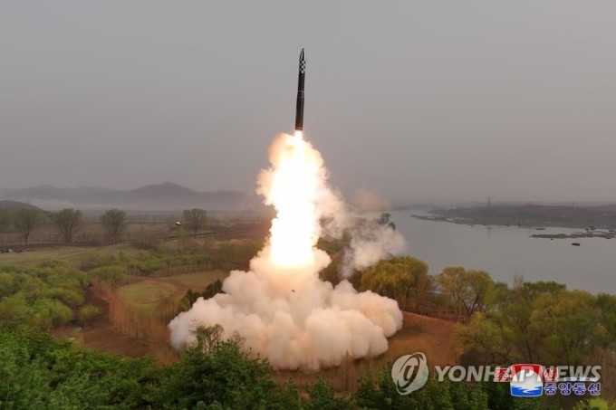 Triều Tiên thử thành công tên lửa liên lục địa mới