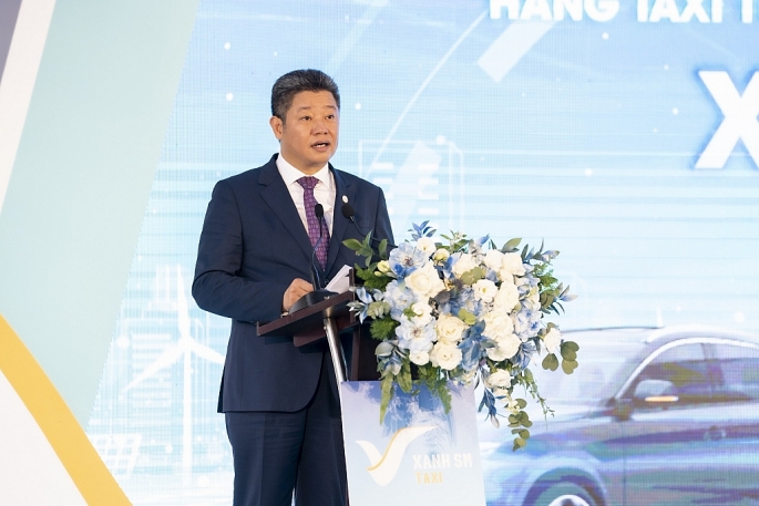 Ông Nguyễn Mạnh Quyền - Phó Chủ tịch UBND Hà Nội tham dự và phát biểu trong Lễ khai trương hãng taxi thuần điện đầu tiên tại Việt Nam - Xanh SM.