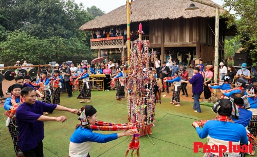 Nhiều lễ hội đặc sắc "Ngày Văn hóa các dân tộc Việt Nam"