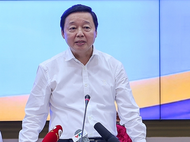 Phó Thủ tướng Trần Hồng Hà nêu ý kiến tại cuộc làm việc - Ảnh: VGP/Nhật Bắc