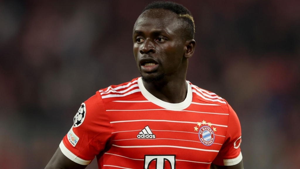 Bayern Munich ra quyết định cuối cùng với Sadio Mane