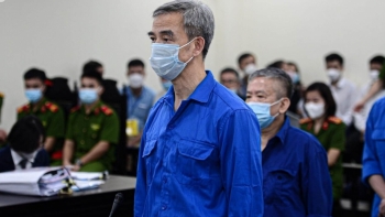 Một số hình ảnh tại phiên xử cựu Giám đốc Bệnh viện Tim Hà Nội