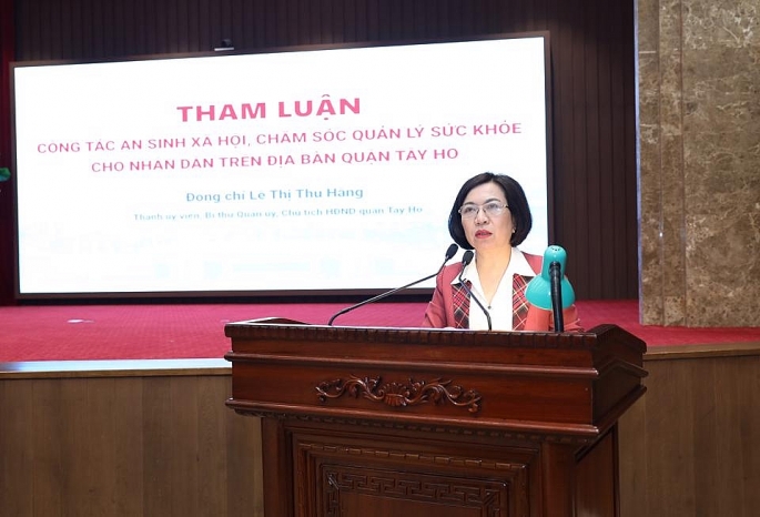 Tại Hội nghị, Bí thư Quận ủy, Chủ tịch HĐND quận Tây Hồ Lê Thị Thu Hằng chia sẻ kết quả chăm sóc sức khoẻ Nhân dân trên địa bàn.