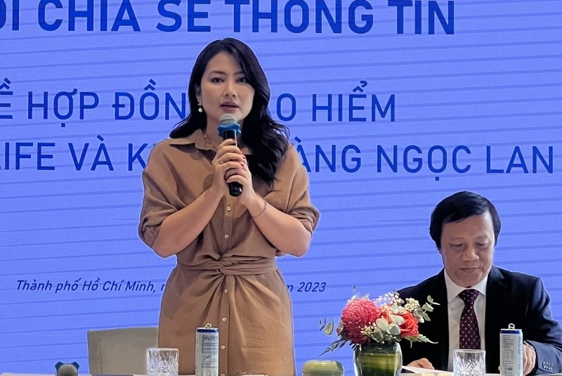 Diễn viên Ngọc Lan chia sẻ thông tin tại buổi họp báo