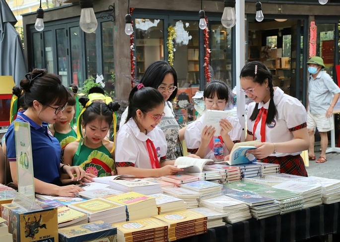Phố Sách Hà Nội - điểm đến văn hoá đọc hấp dẫn của Thủ đô