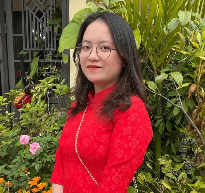 Em Lê Thị Ngọc Huyền đạt danh hiệu “Sinh viên 5 tốt” của TP Hà Nội. Ảnh: NVCC